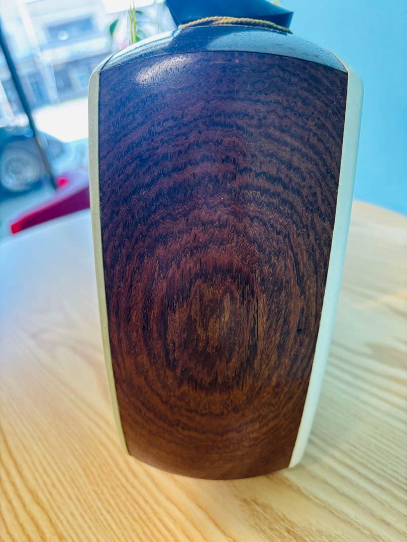 三味線 2本セット（1本使用可＋1本皮破れ）置き台付き