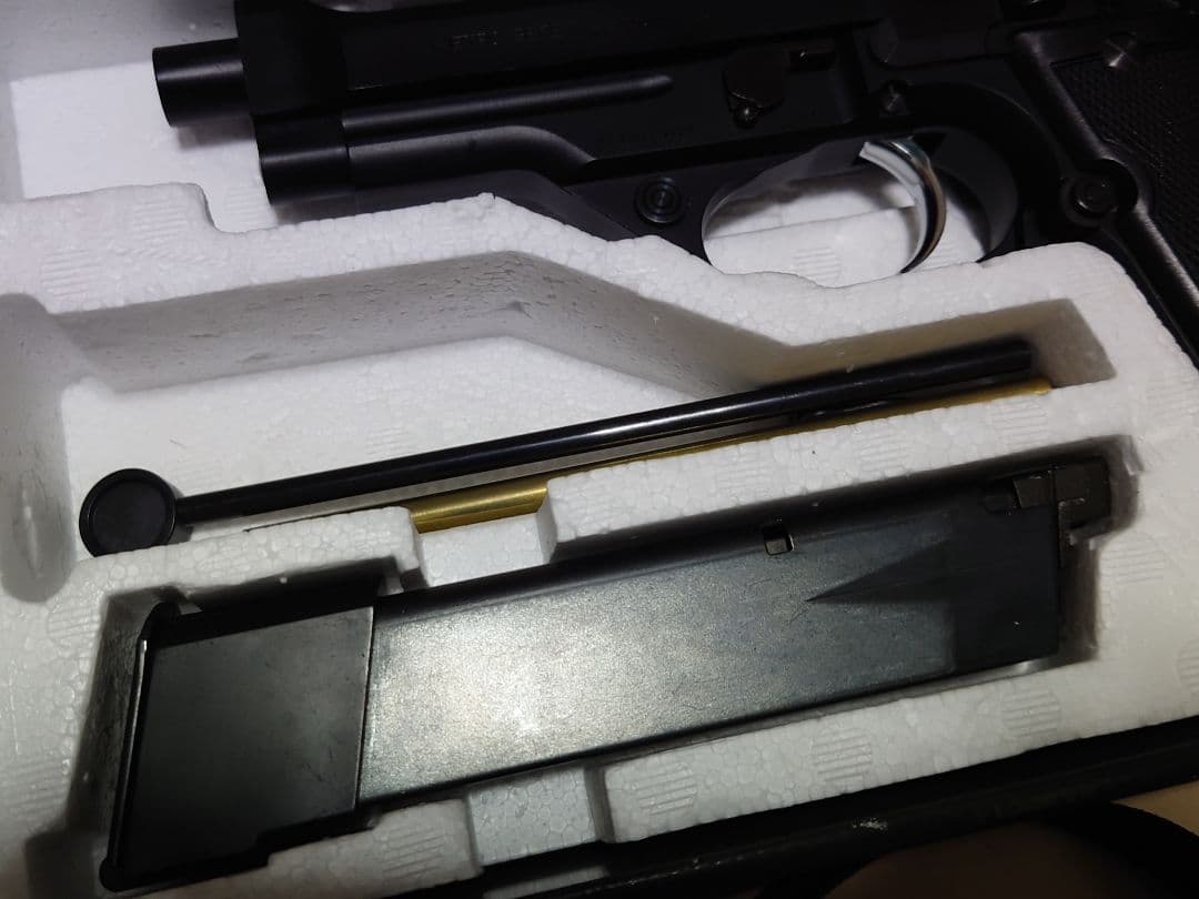 KSC M93R ガスブローバック スパルタン　予備マガジン付き