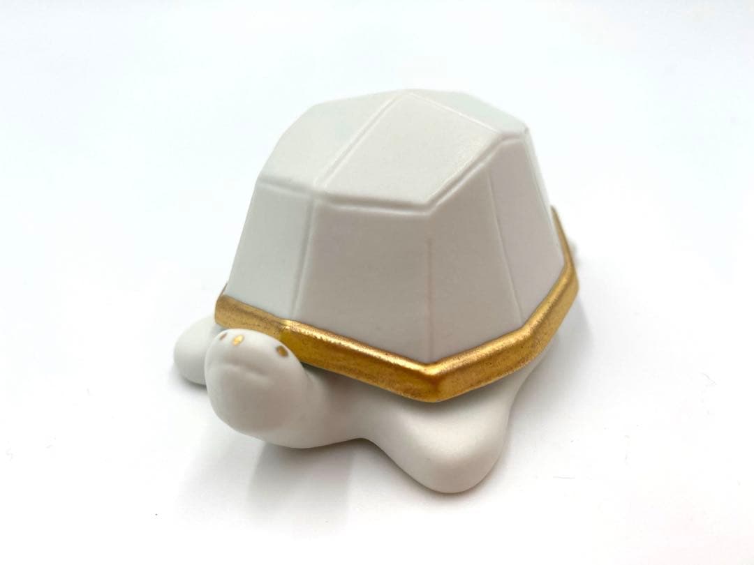 【新品】有田焼原重製陶所　鶴亀豆蓋物セット　白マット　金彩　縁起物