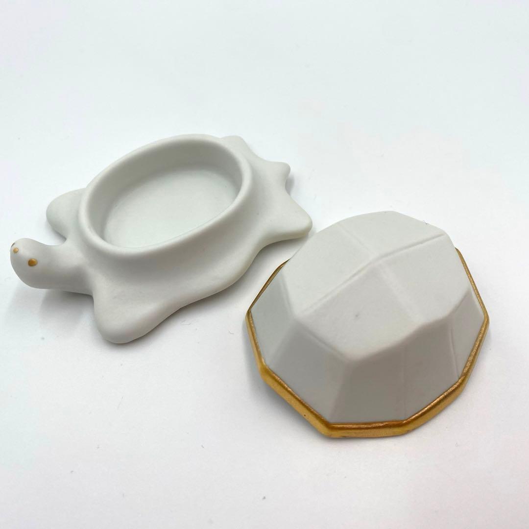 【新品】有田焼原重製陶所　鶴亀豆蓋物セット　白マット　金彩　縁起物