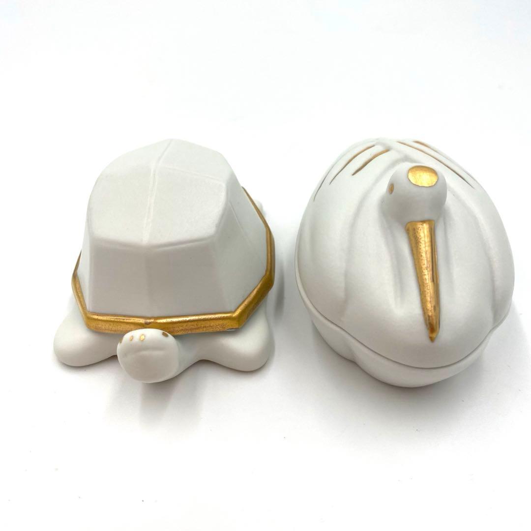 【新品】有田焼原重製陶所　鶴亀豆蓋物セット　白マット　金彩　縁起物