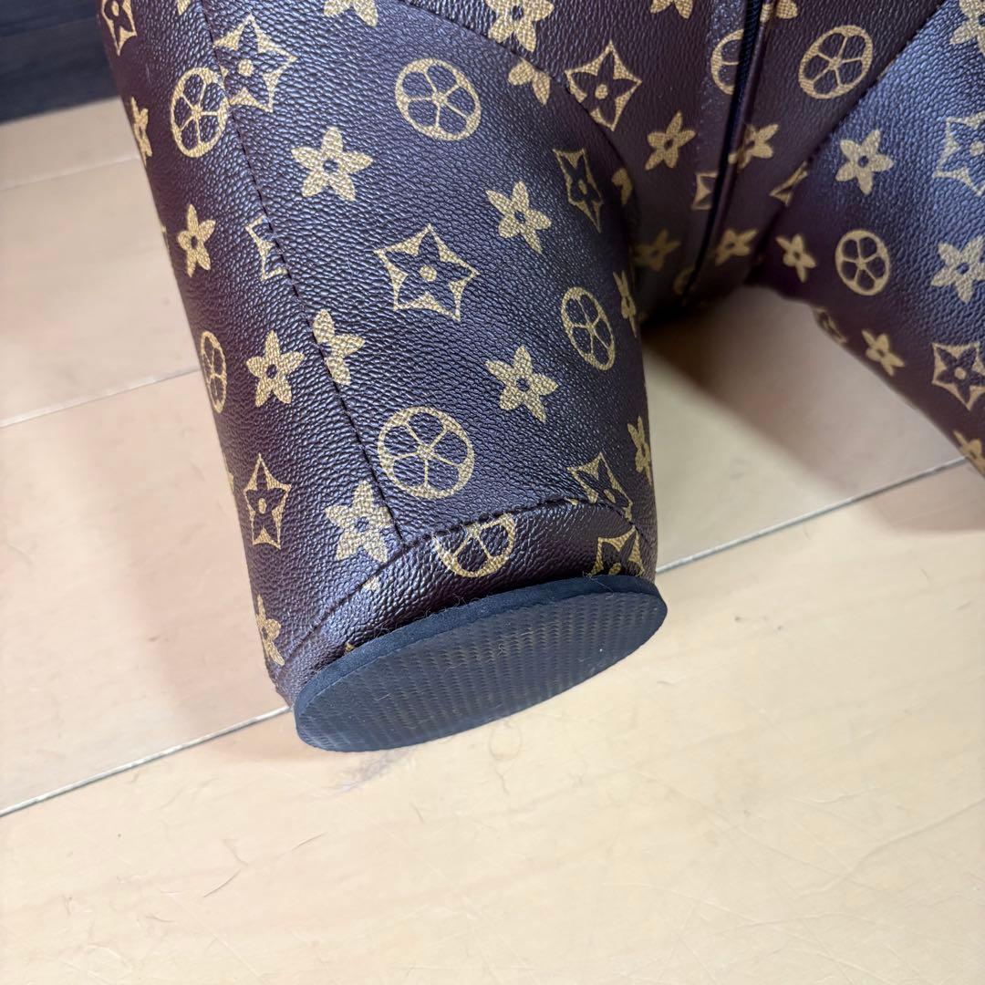 犬☆オブジェ☆モノグラム☆スツール