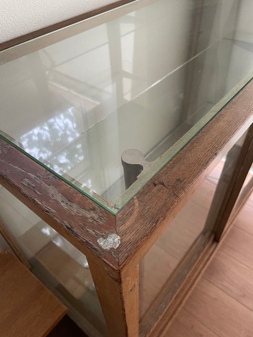 ガラスケース　引き取り可能な方限定