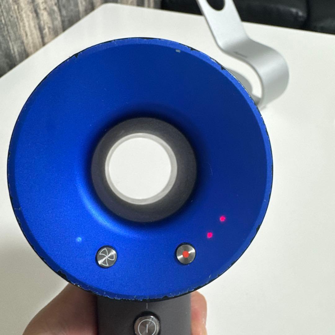 Dyson ドライヤー　HD01 スタンド付き‼️