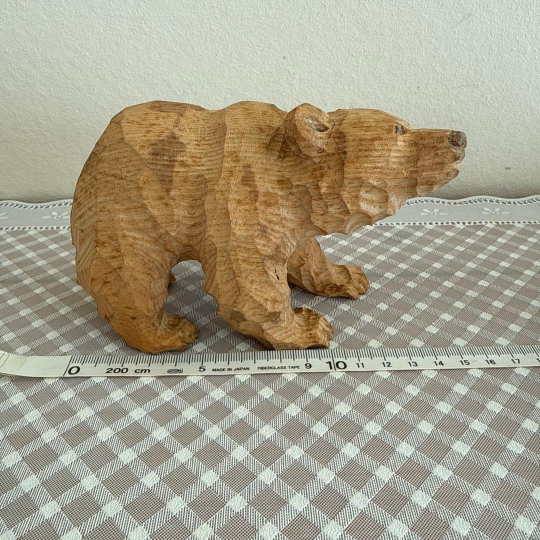 伊藤幹雄さんの熊　　木彫り熊