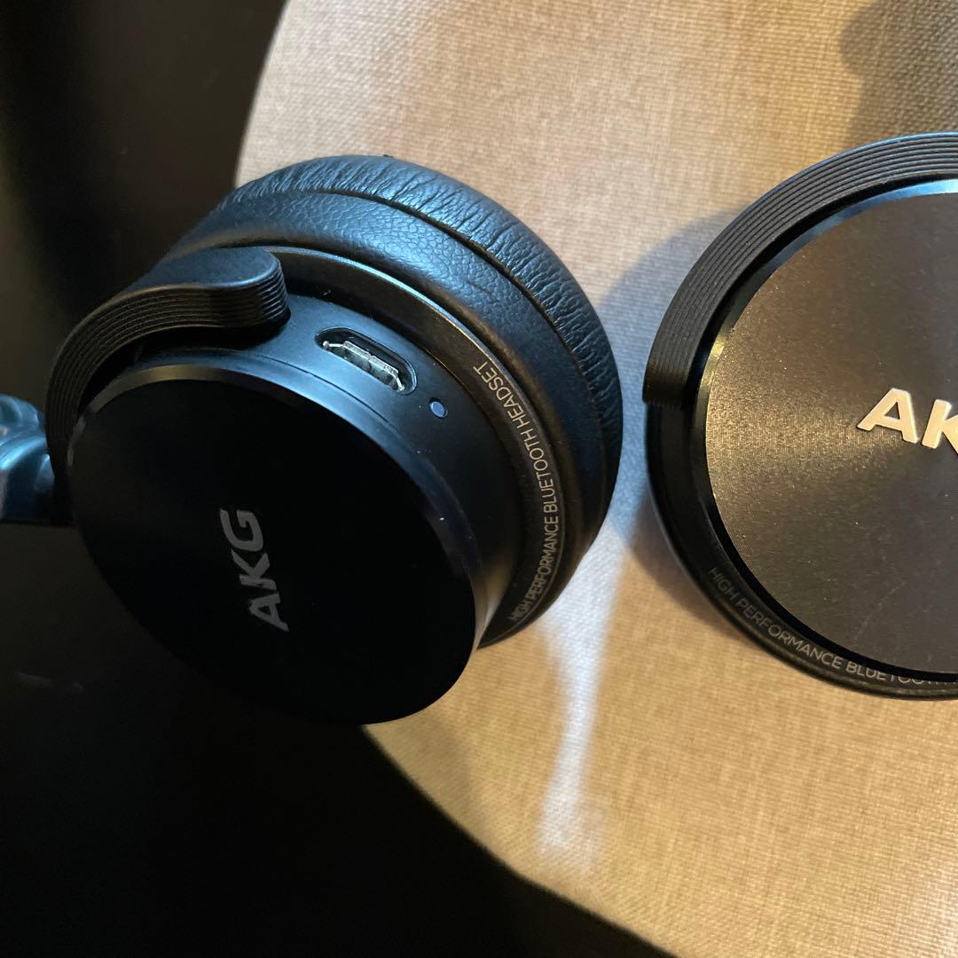 AKG ワイヤレスヘッドホン ブラック Y45BT