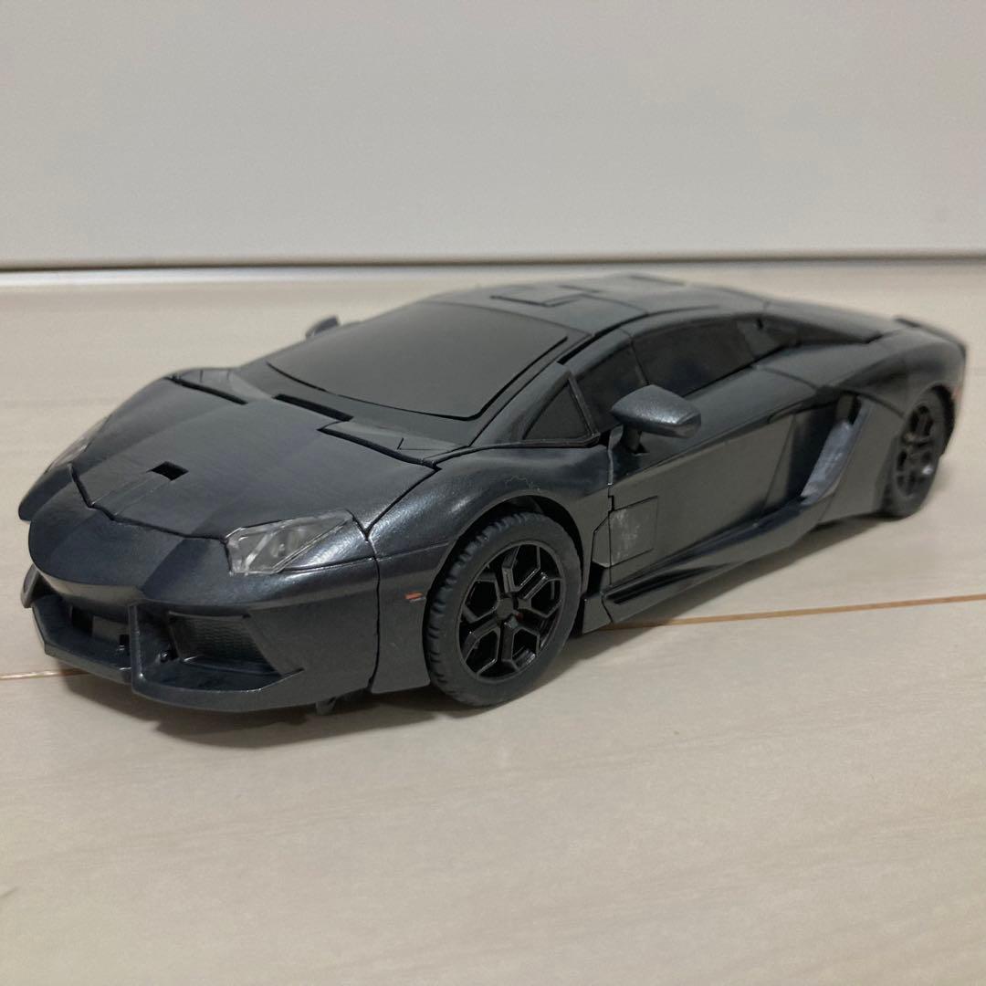 【塗装済】トランスフォーマー 非正規 ロックダウン 似 ペルーキル