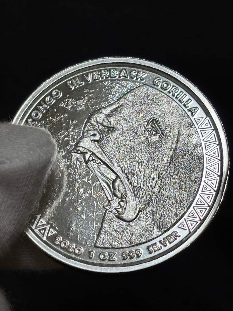 純銀99.9% 1オンス銀貨 2020年 コンゴ共和国「シルバーバックゴリラ」