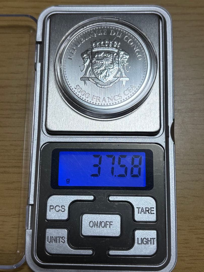 純銀99.9% 1オンス銀貨 2020年 コンゴ共和国「シルバーバックゴリラ」