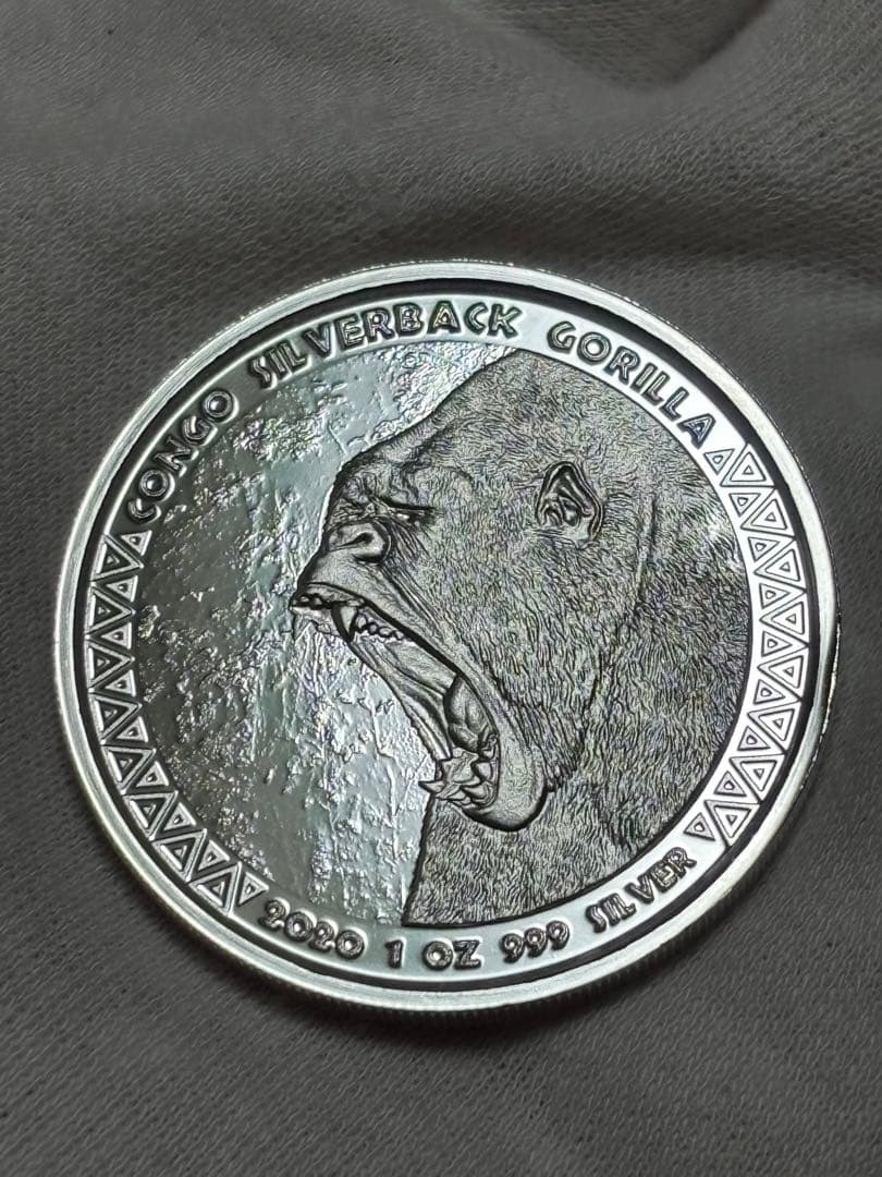 純銀99.9% 1オンス銀貨 2020年 コンゴ共和国「シルバーバックゴリラ」