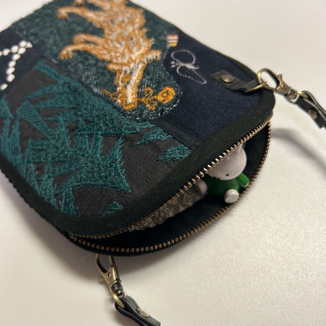 ミナペルホネン　スマホポーチ　キルト　wolf 専用