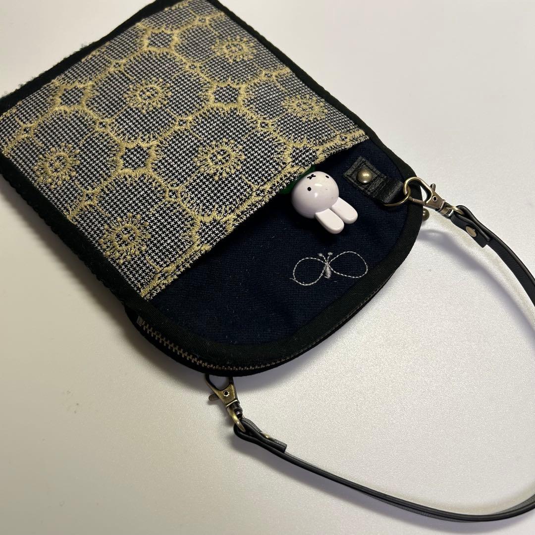 ミナペルホネン　スマホポーチ　キルト　wolf 専用