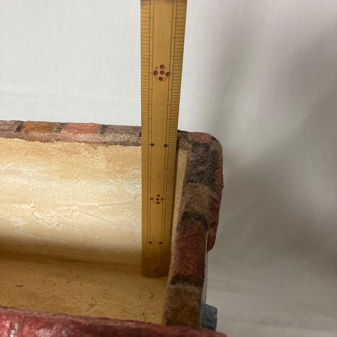 モルタルデコ／モルタルハウス【煙突のある四角いおうち】