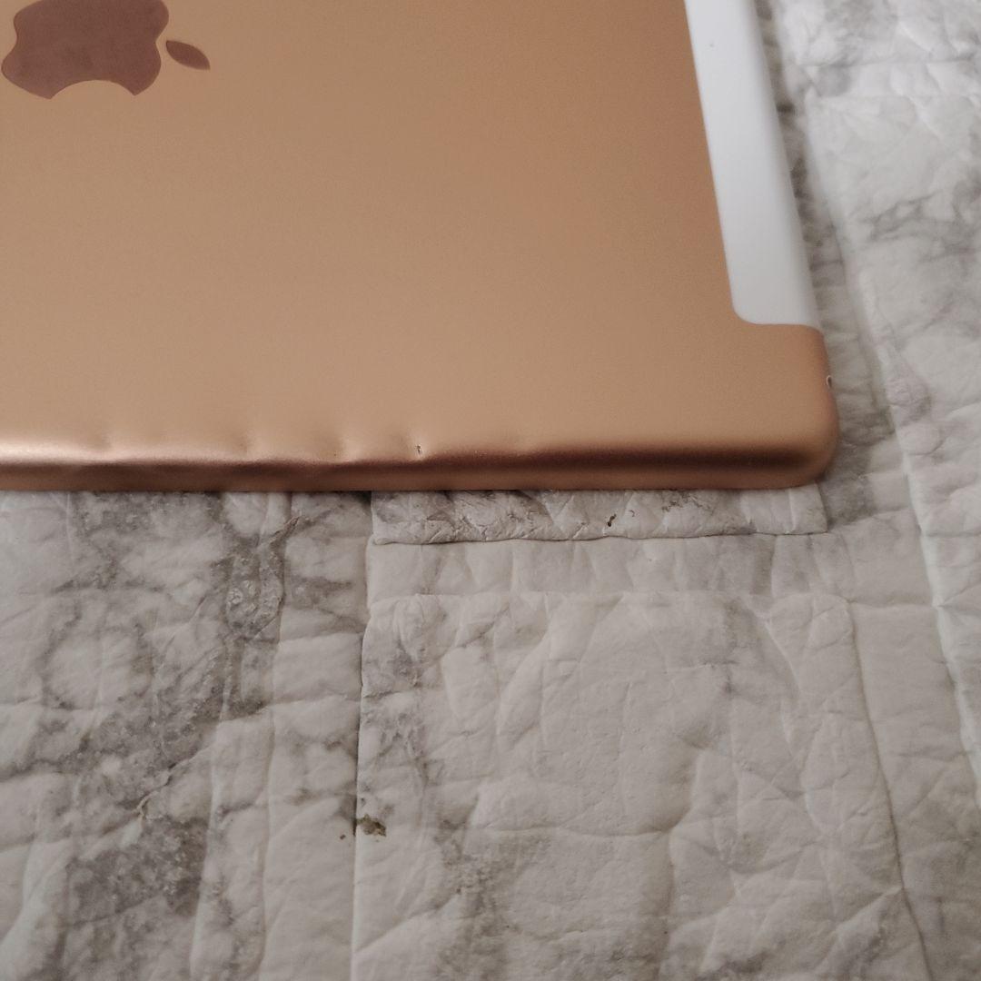 120 iPad 6世代 32GB SIMフリー ゴールド