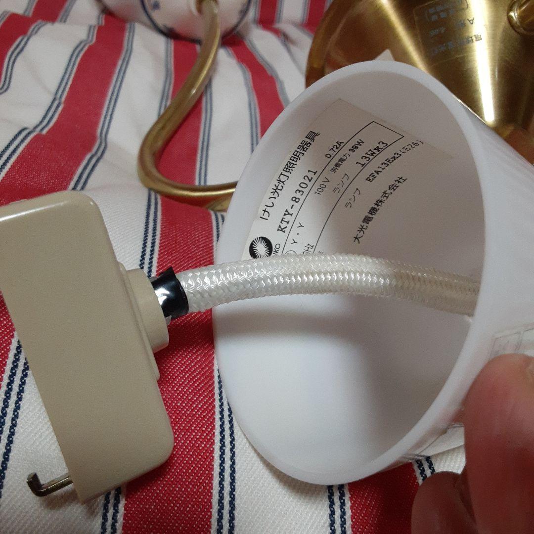 ハローキティ♡ 可愛いシャンデリア 3灯式♡アンティーク調