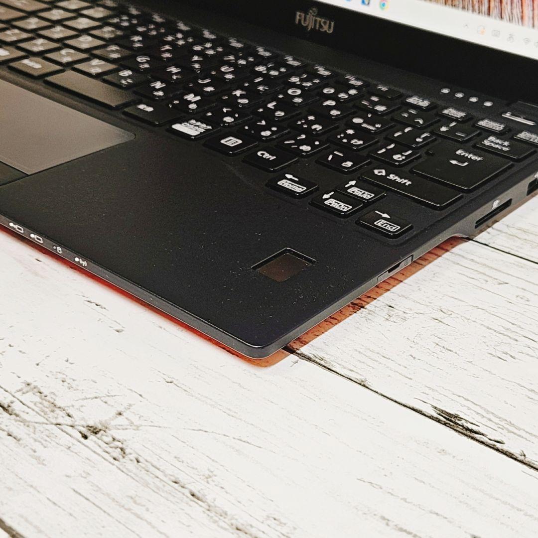 普段使いに♪ 第8世代 Core i5 コンパクト ノートPC 薄型軽量 SSD