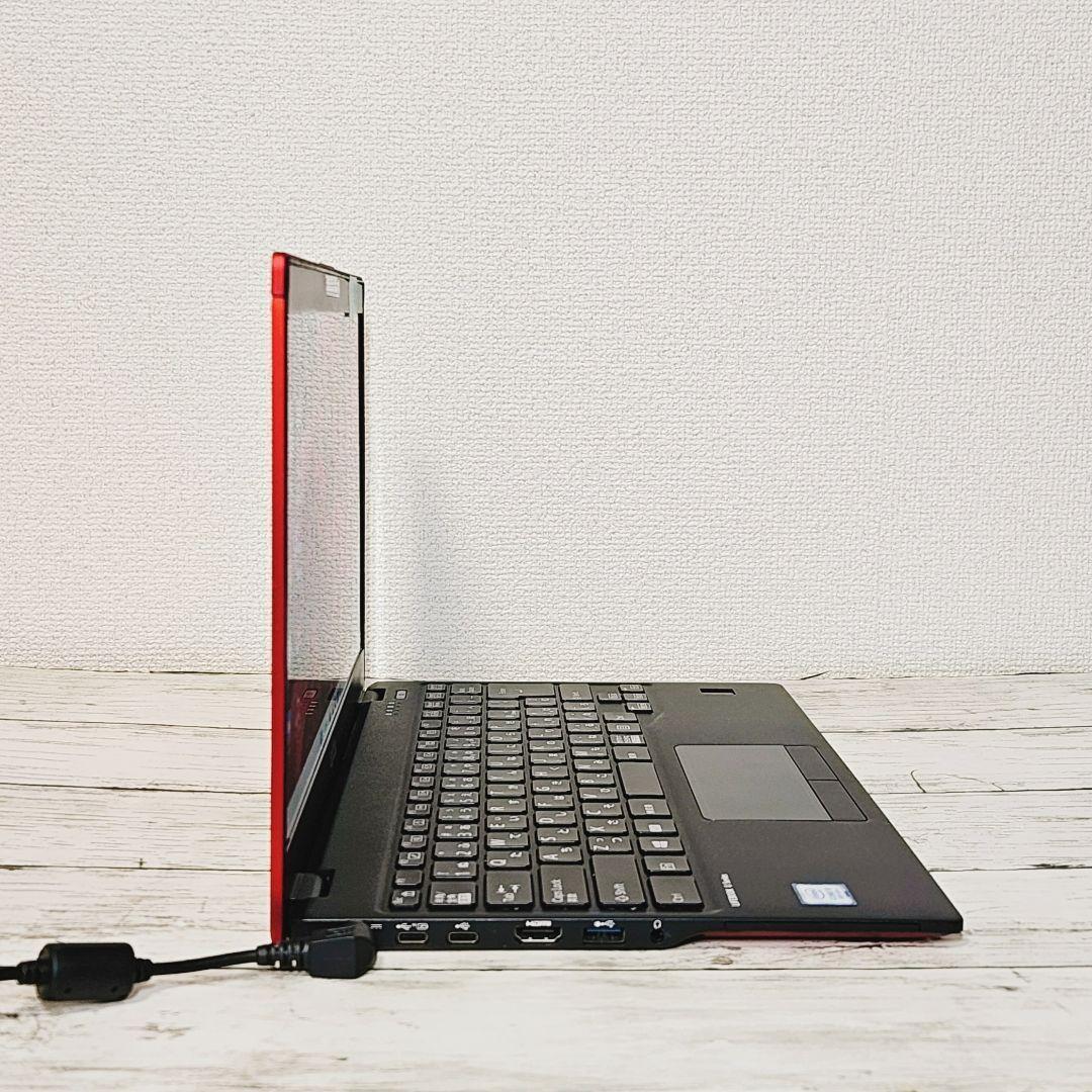 普段使いに♪ 第8世代 Core i5 コンパクト ノートPC 薄型軽量 SSD