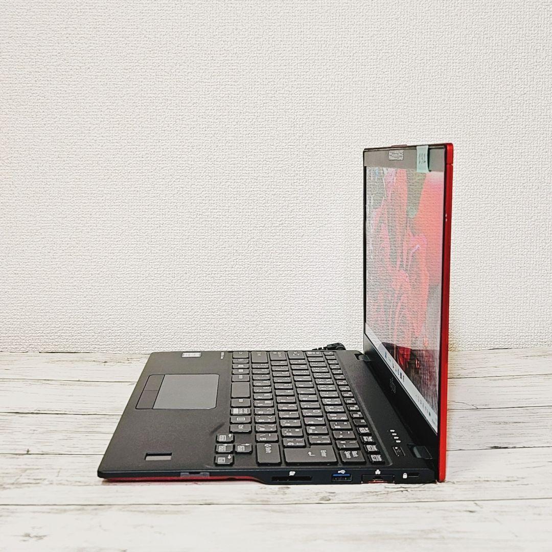 普段使いに♪ 第8世代 Core i5 コンパクト ノートPC 薄型軽量 SSD