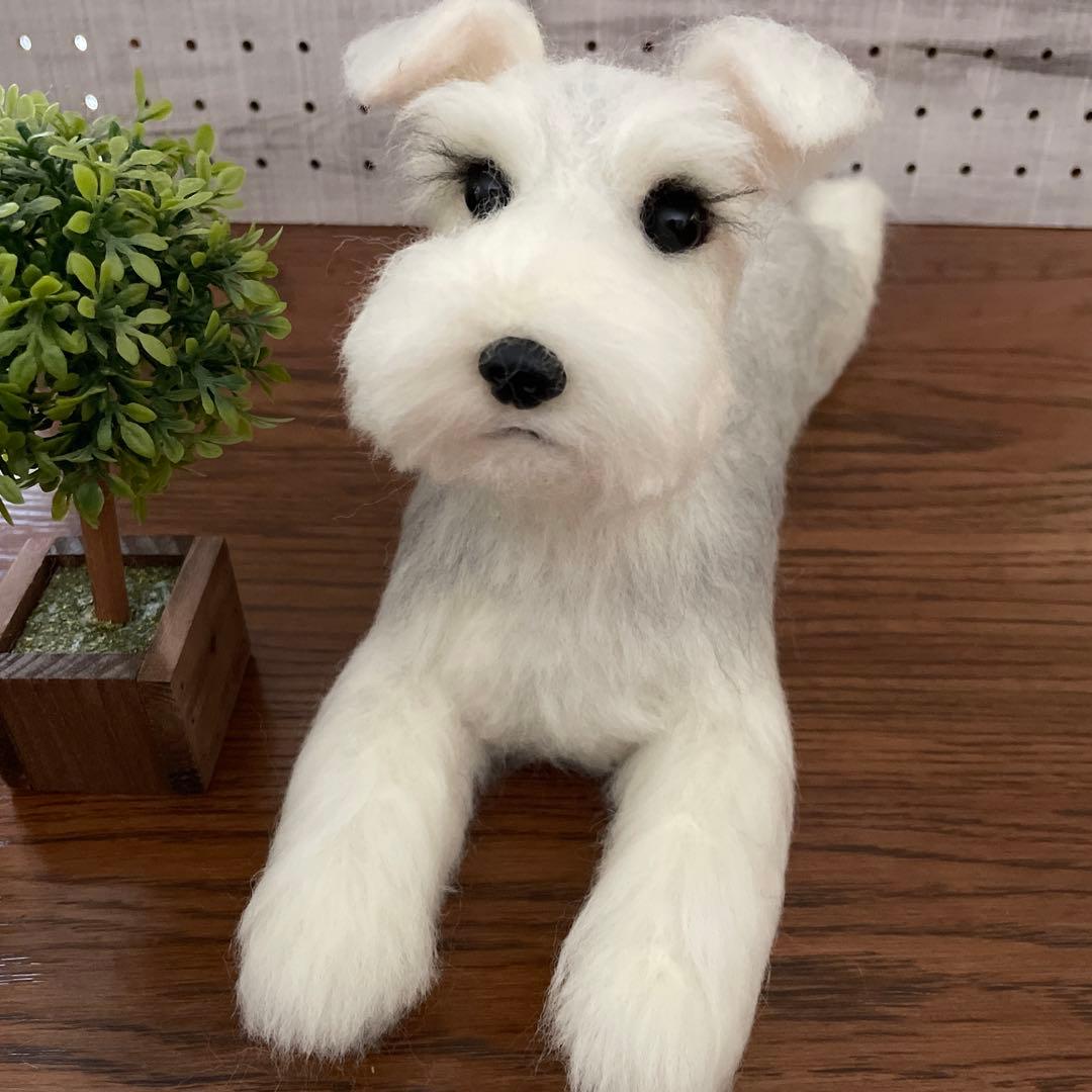 羊毛フェルト　ミニチュアシュナウザー　ブラック&シルバー　ソルト&ペッパーちゃん