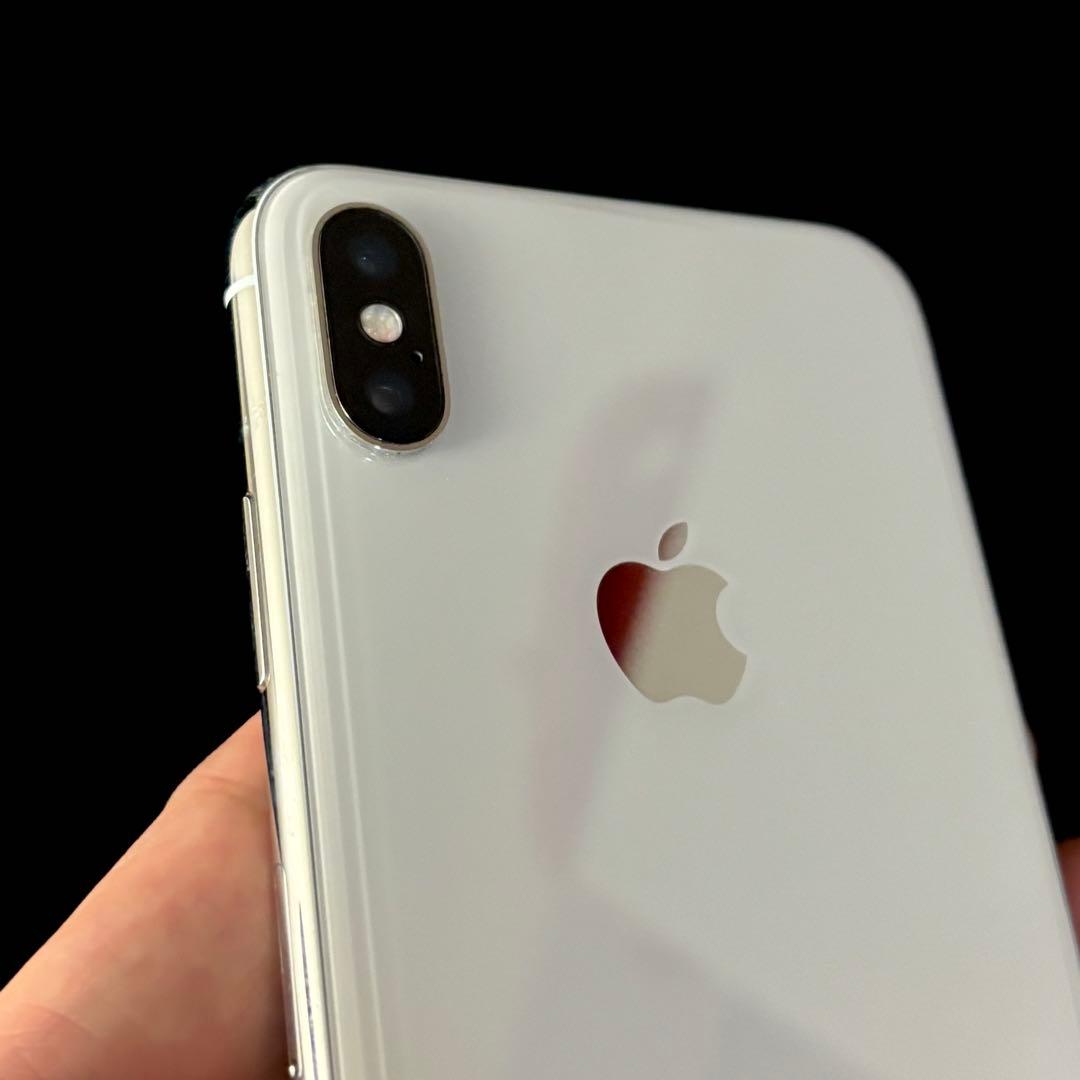 な*助様 Apple iPhone X シルバー 5.8インチ 本体