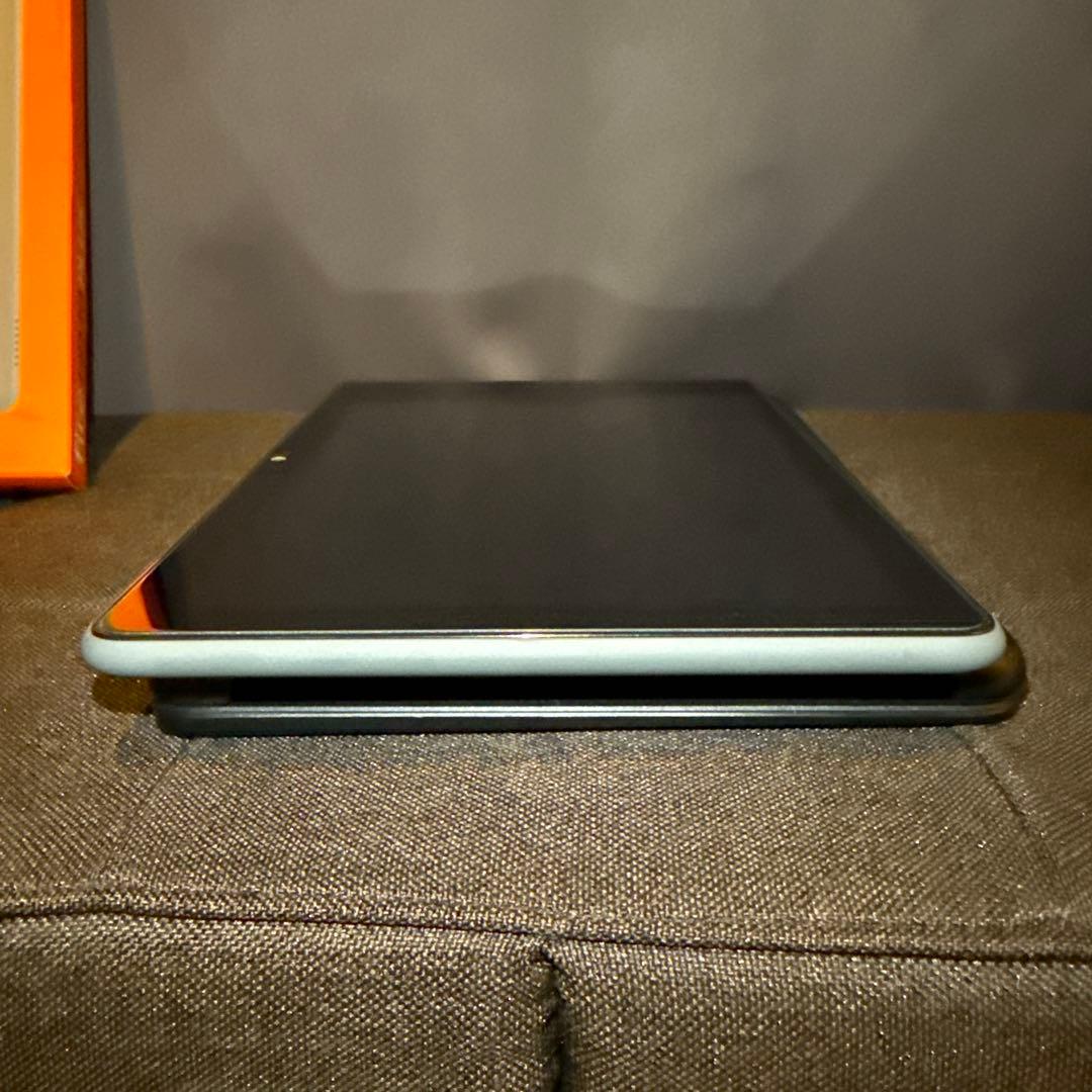 Fire HD 10 Plus (第11世代) キーボード付き