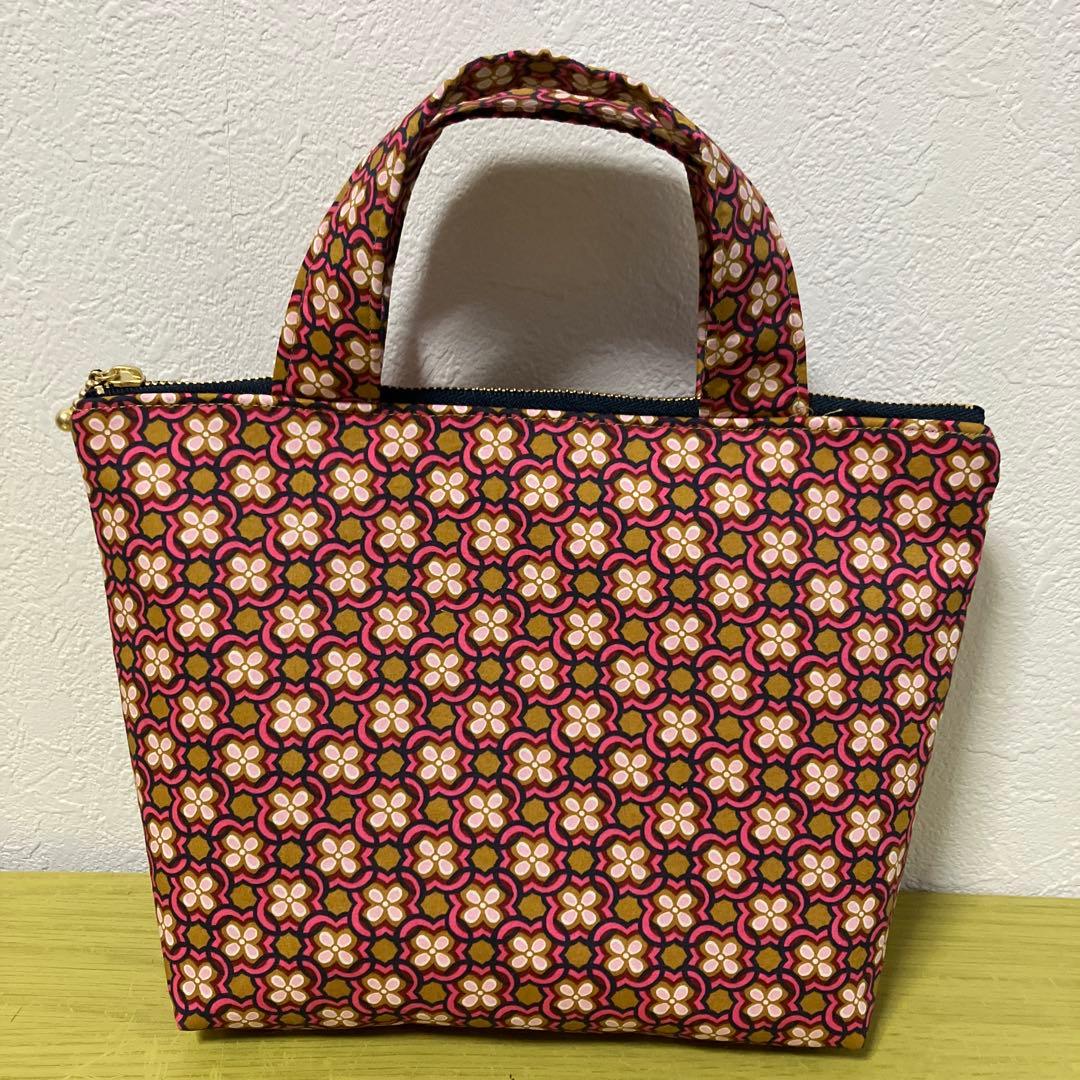 リバティ　2026年新柄　トートバック　ポーチ　３点