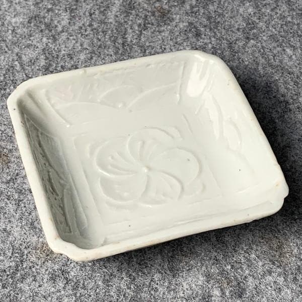 陽刻梅文豆皿4枚[B34367]