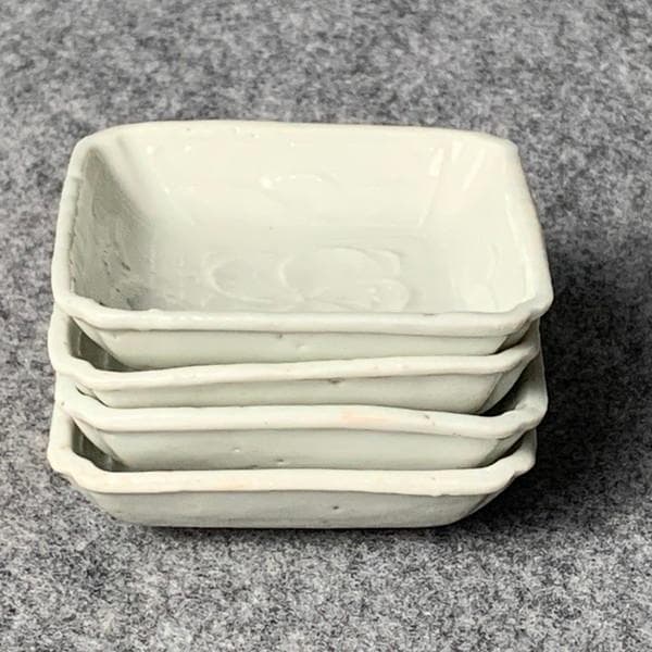 陽刻梅文豆皿4枚[B34367]