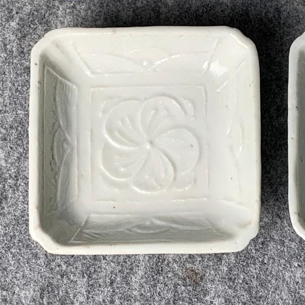 陽刻梅文豆皿4枚[B34367]