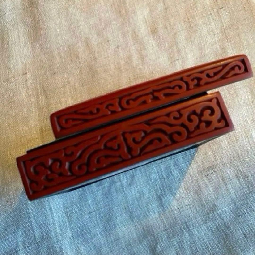 最終】赤漆小箱 重彫漆刻細工 漆箱 北京 紫禁城工芸品 シノワズリ 時代物
