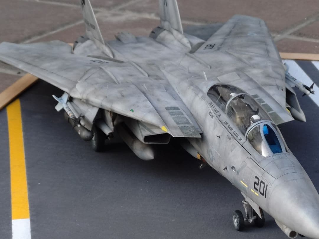 タミヤ　1/48 F-14D トムキャッターズ
