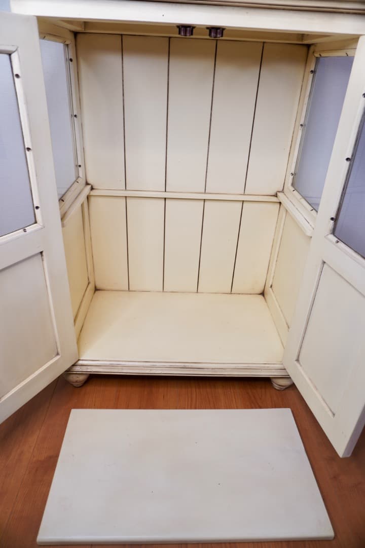 old maison ヴィンテージ ガラスキャビネット フレンチシャビー