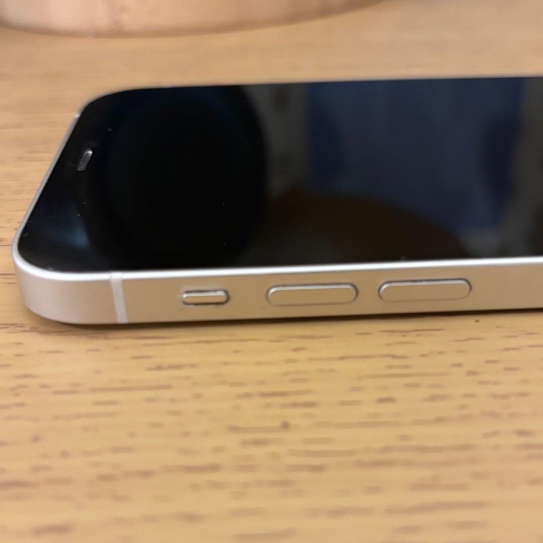 iPhone12 64GB ホワイト　※メインカメラ故障