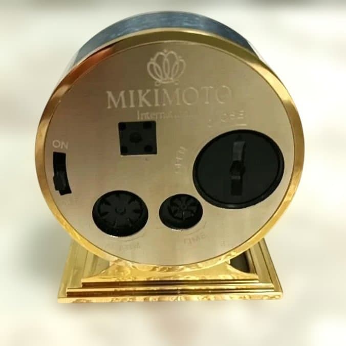 【美品】MIKIMOTO クリスタルラッカー　時計　動作確認済み！