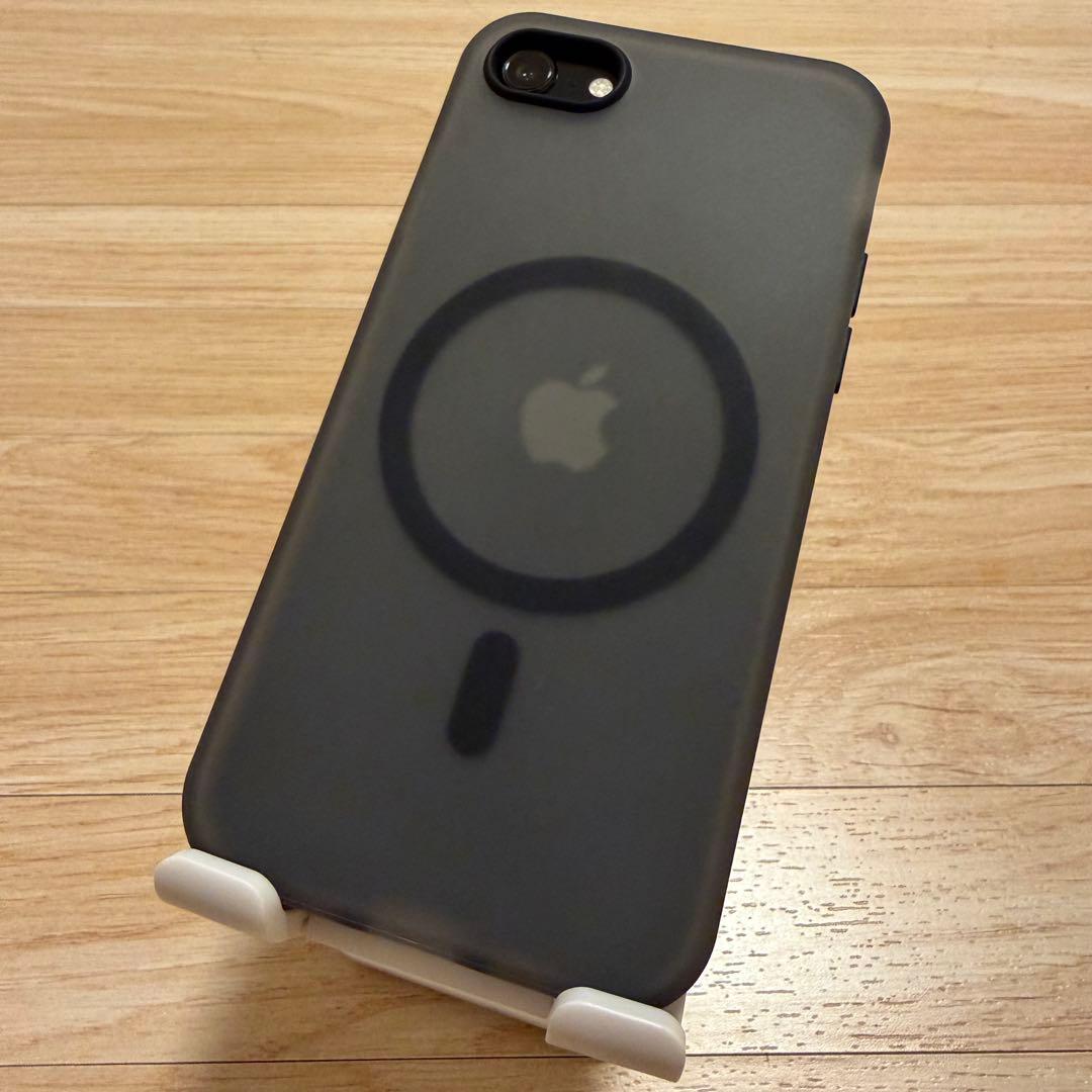 Apple iPhone SE 第2世代 64GB Black バッテリー83%