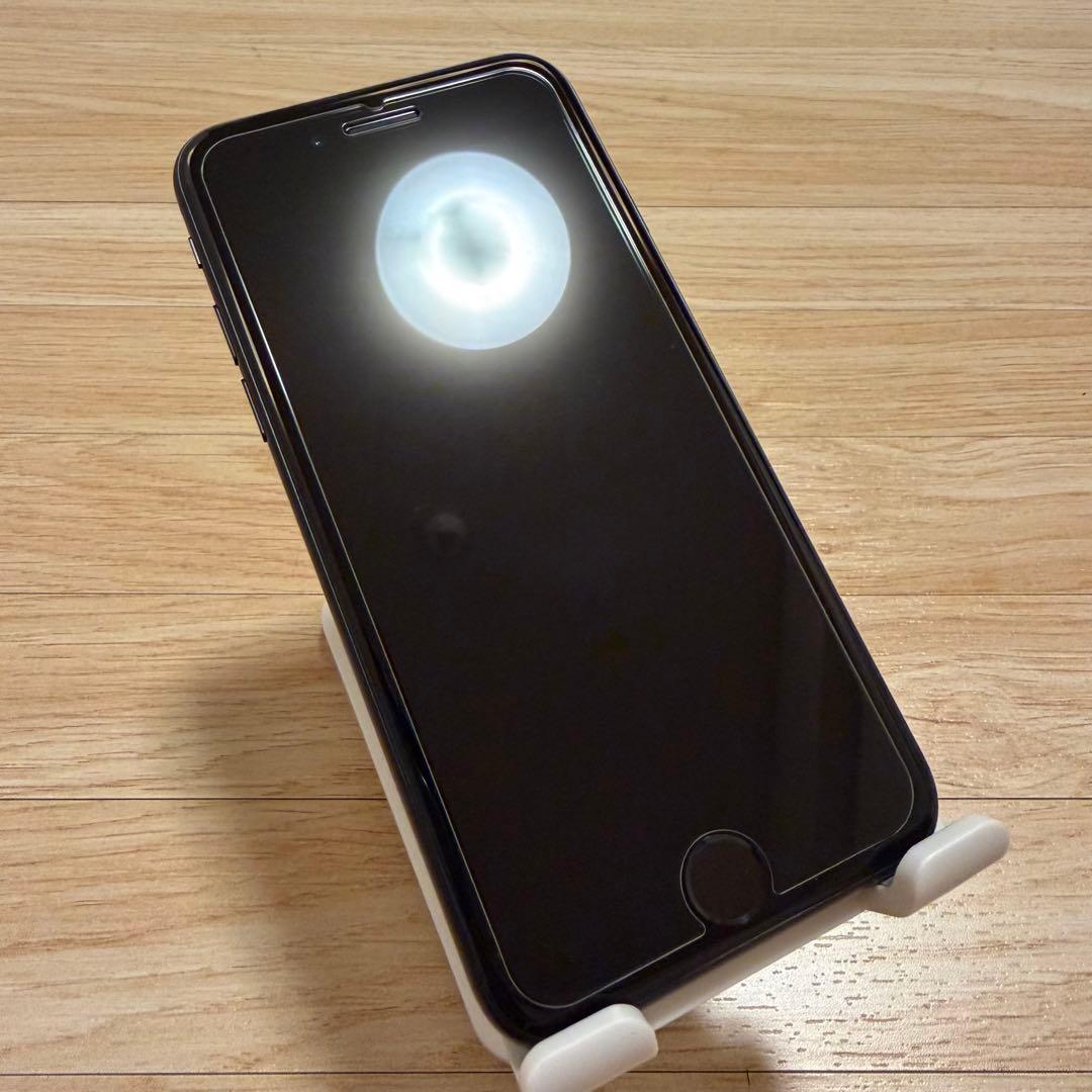 Apple iPhone SE 第2世代 64GB Black バッテリー83%