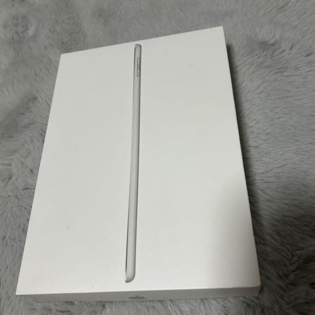 iPad第5世代 Wi-Fi + Cellular 32GB