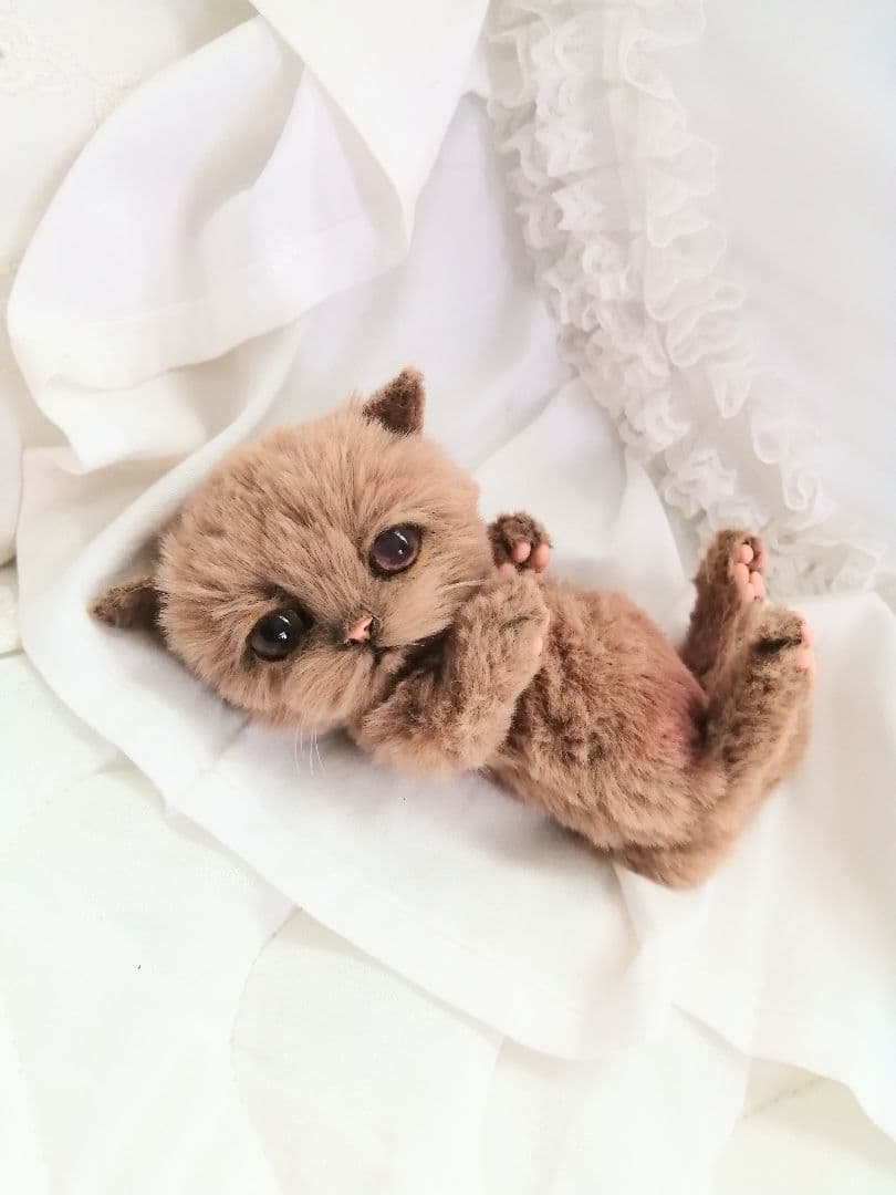 お腹ぽっこり♡ベビにゃん♡モカ色の子猫ちゃん♡アートドール♡ぬいぐるみ♡