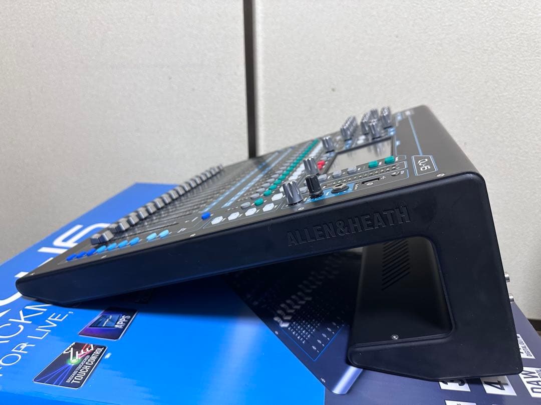ALLEN&HEATH QU-16 デジタルミキサー アレンアンドヒース