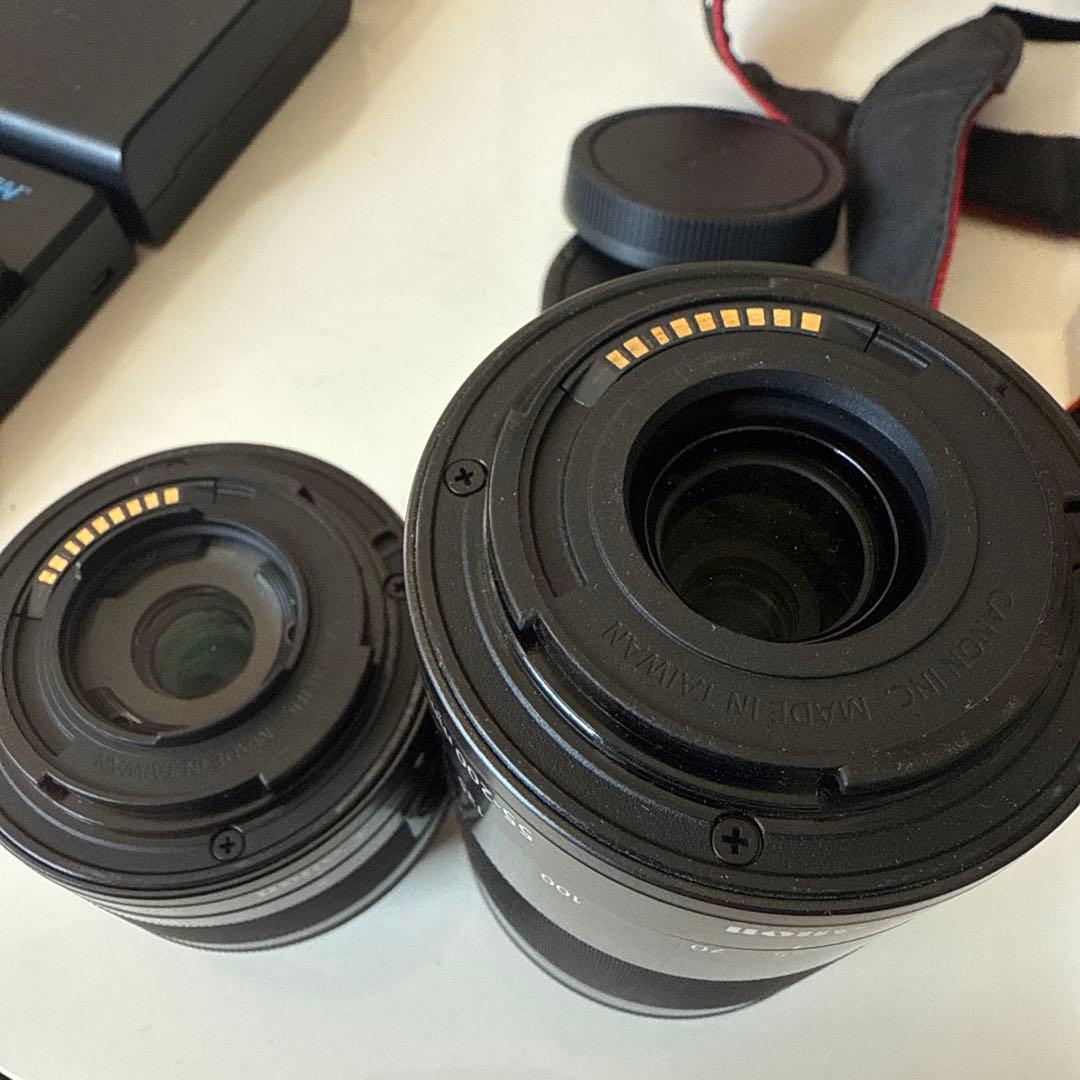 Canon eos m6 シルバー　ズームレンズ&EVF付 (レンズ不具合あり)