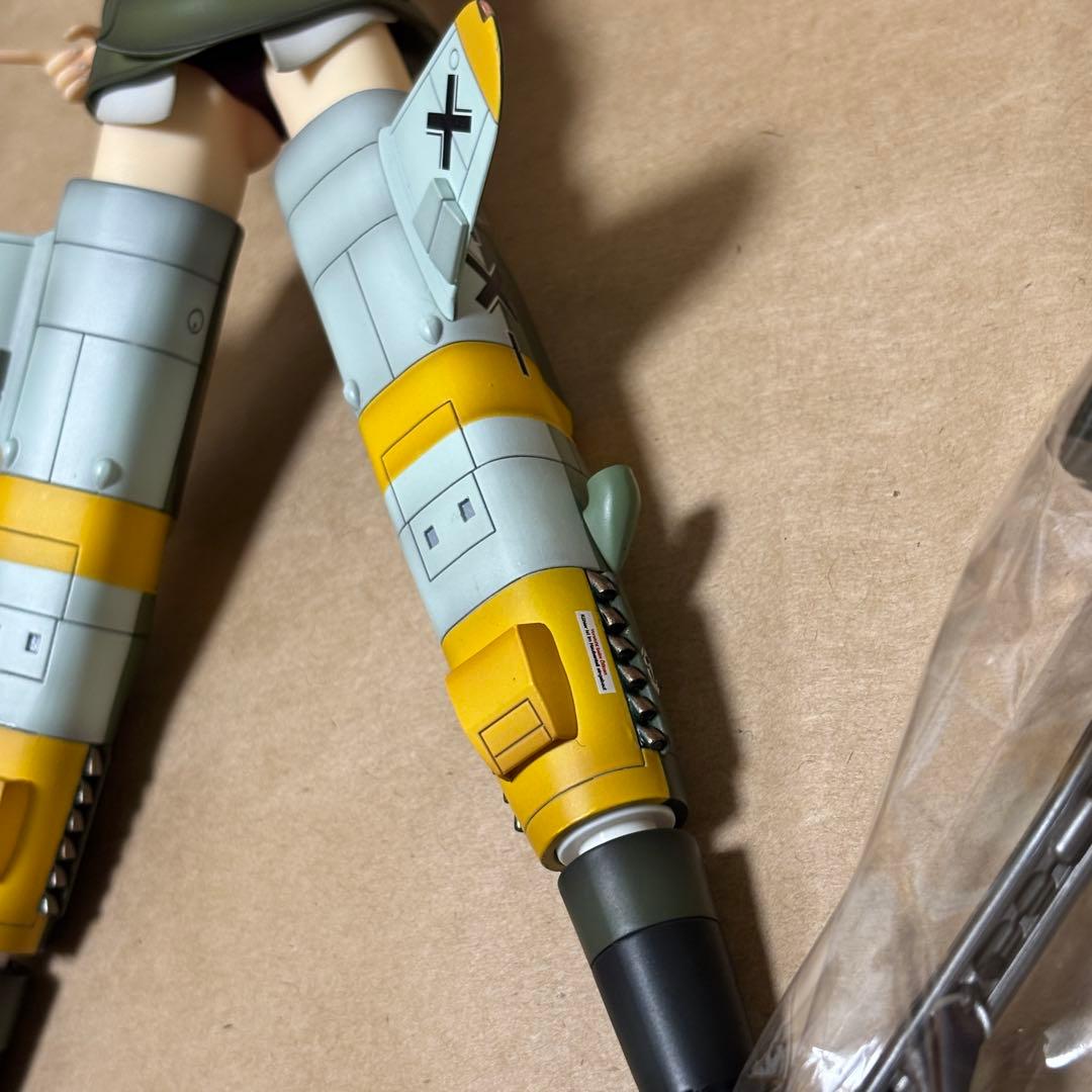 ストライクウィッチーズ2 ストライクウィッチーズ劇場版 1/8完成品フィギュア