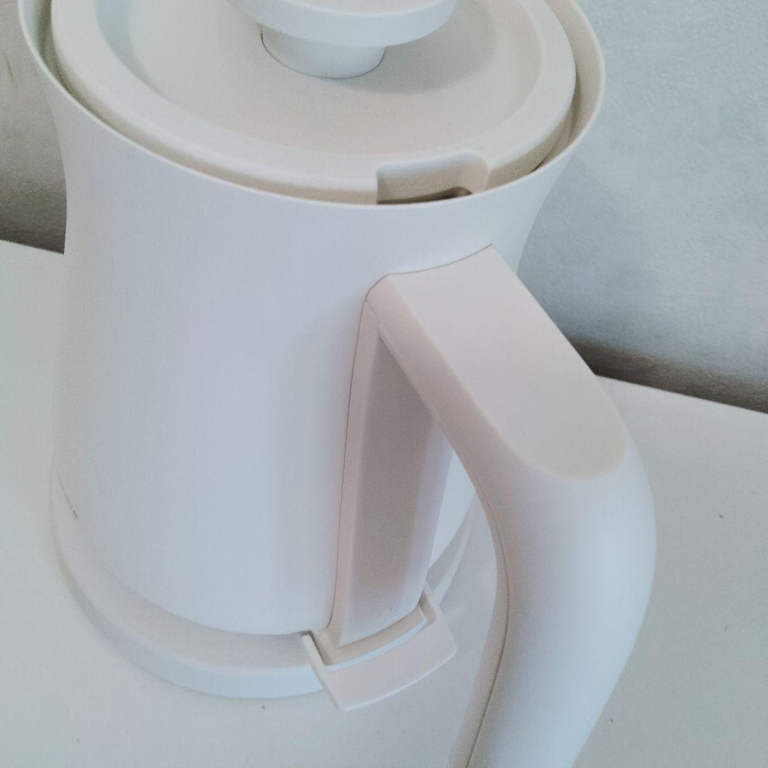 【中古美品】BALMUDA バルミューダ　電気ケトル　ホワイト　838