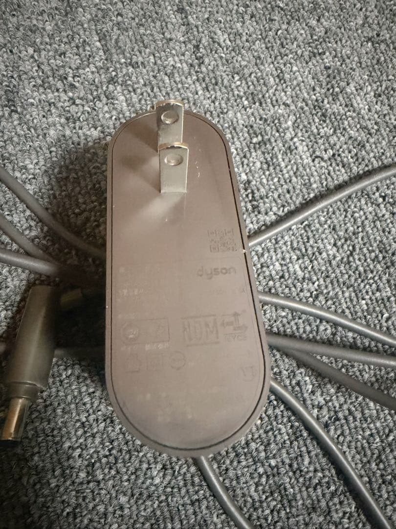 dyson v8 slim fluffy コードレス掃除機