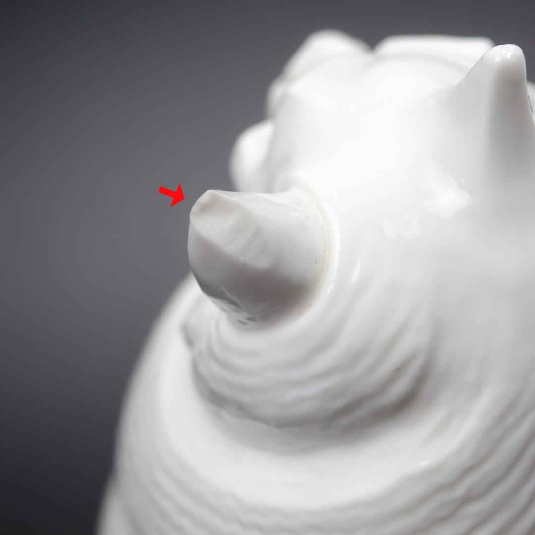 白磁 獅子 置物