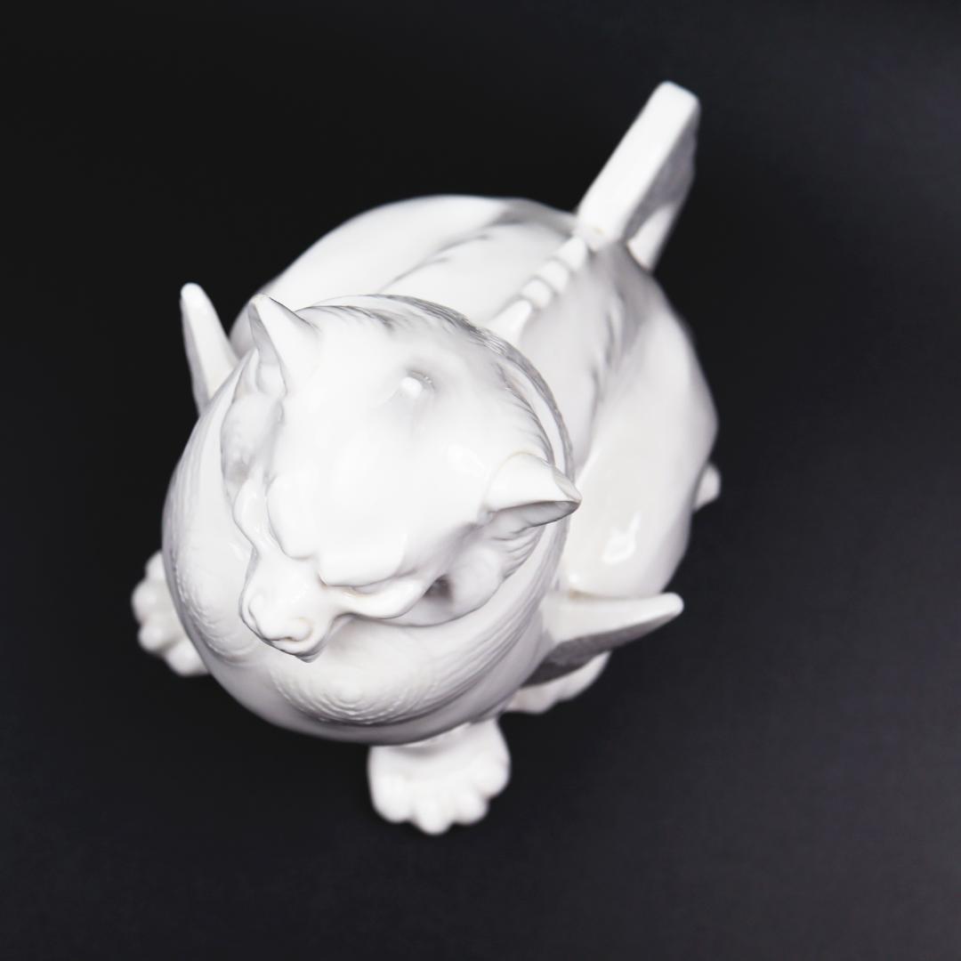 白磁 獅子 置物