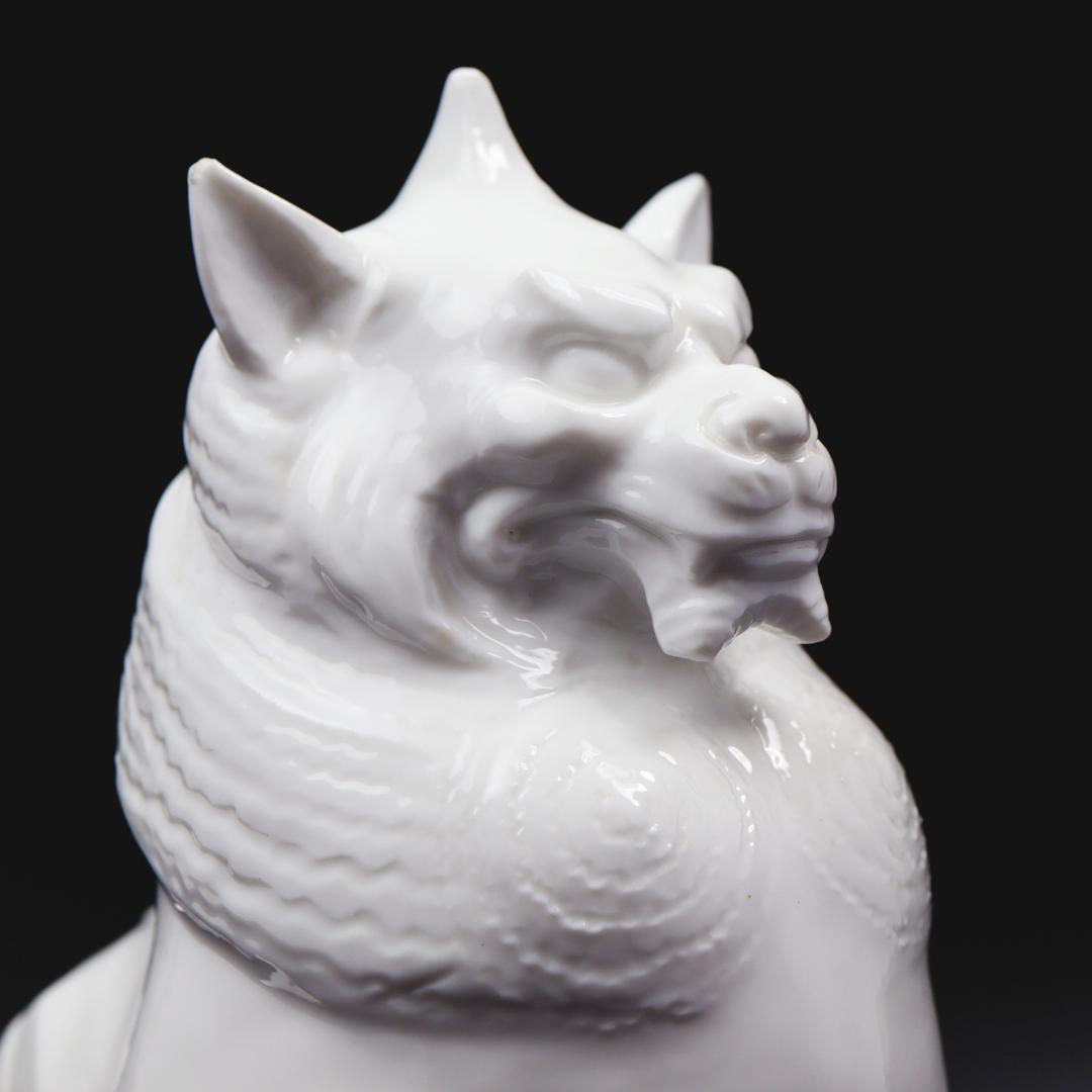 白磁 獅子 置物