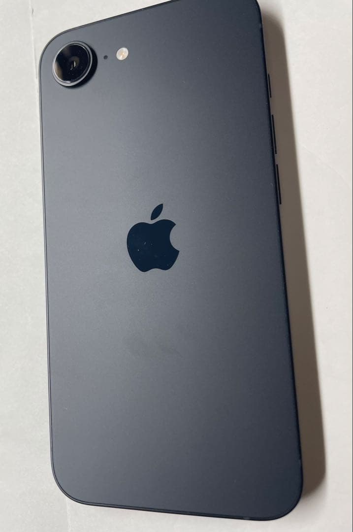 T*i様 最終値下げ 美品 Apple iPhone 16 128GB ブラック