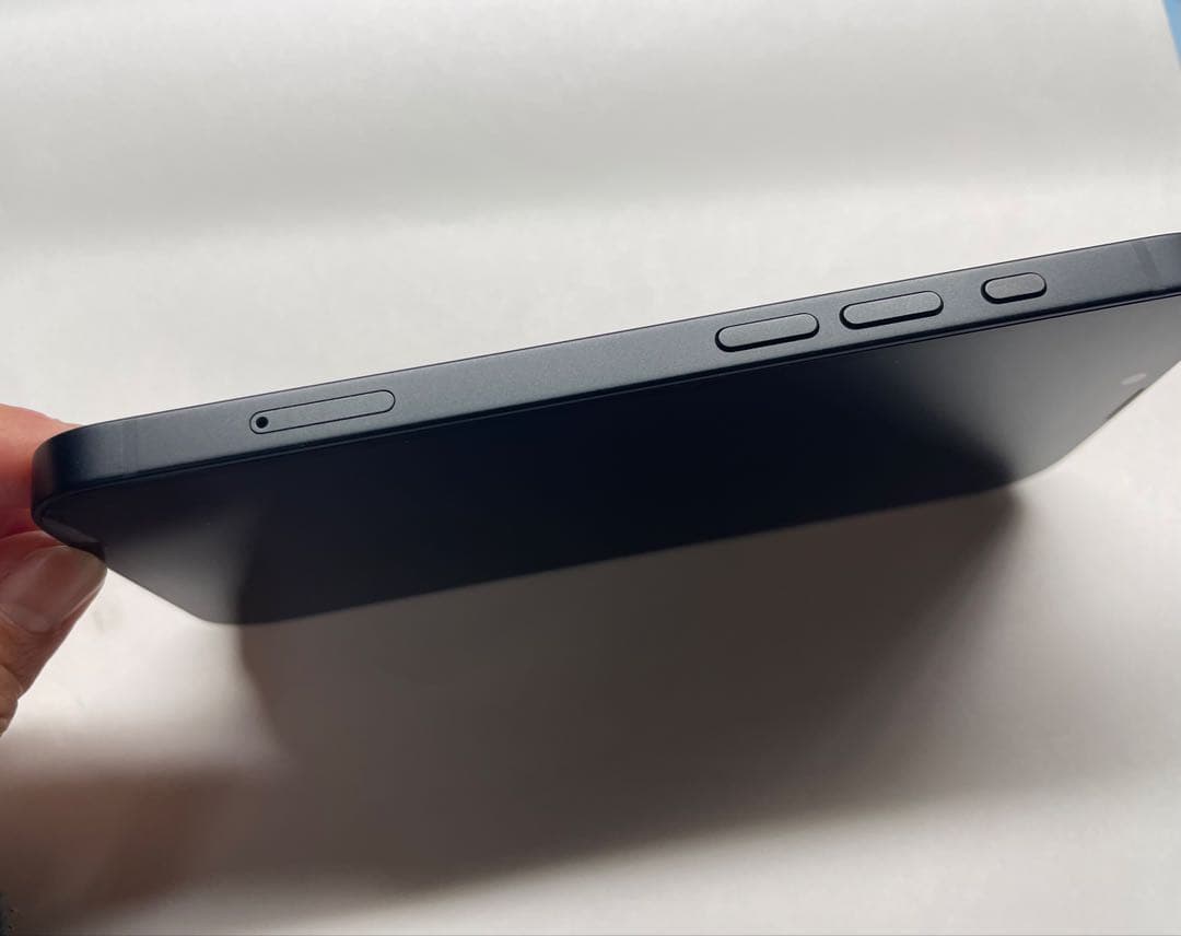 T*i様 最終値下げ 美品 Apple iPhone 16 128GB ブラック