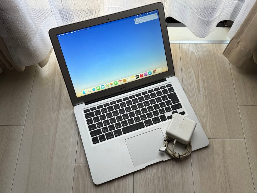 MacBook Air 13インチ シルバー 256GB