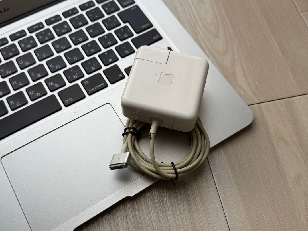 MacBook Air 13インチ シルバー 256GB